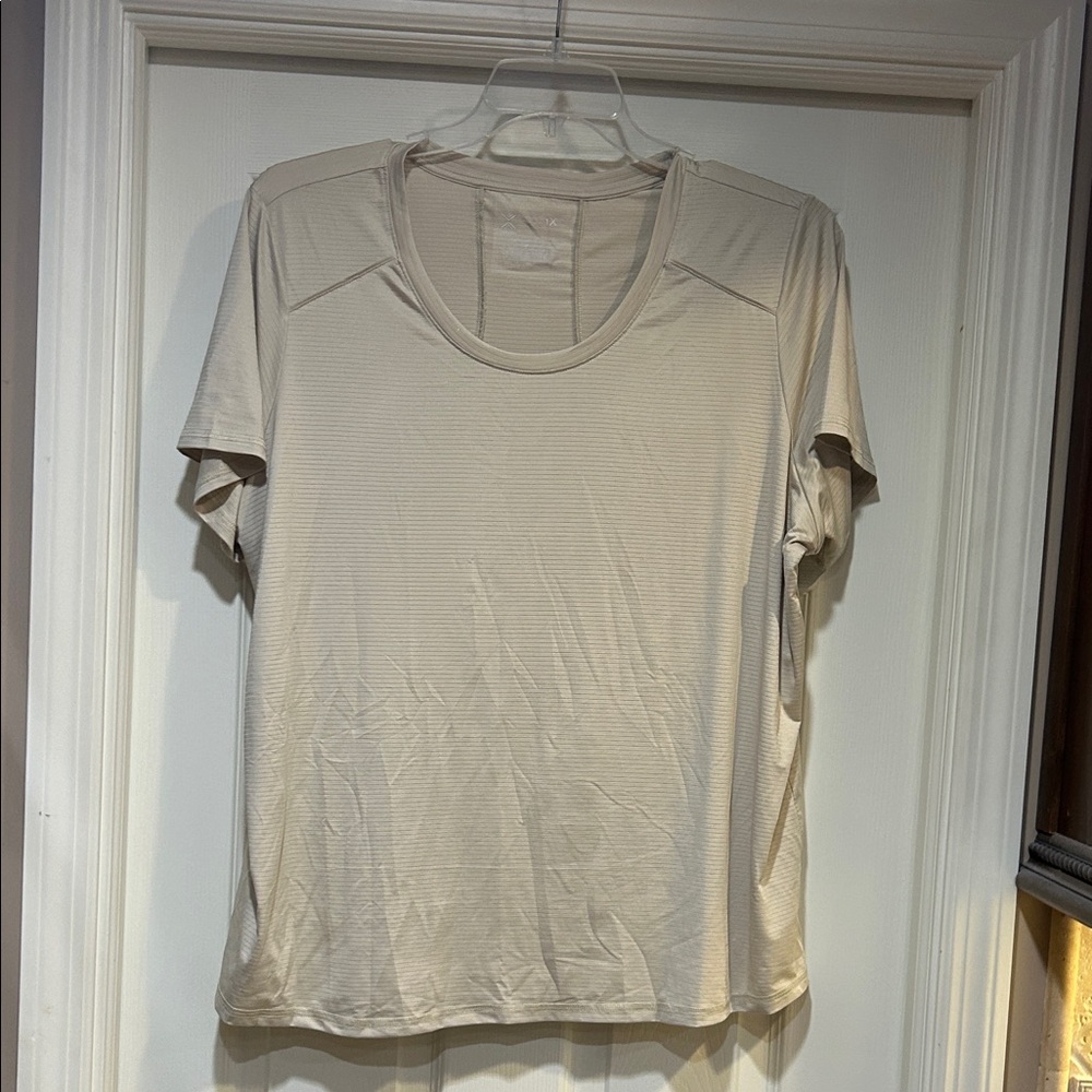 NWOT JCP Xersion Women’s Activewear Cream Top